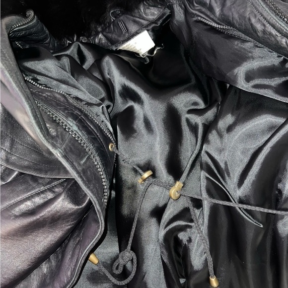 Vintage Black Leather Coat Fox Fur Trim Hood - Picture 5 of 6